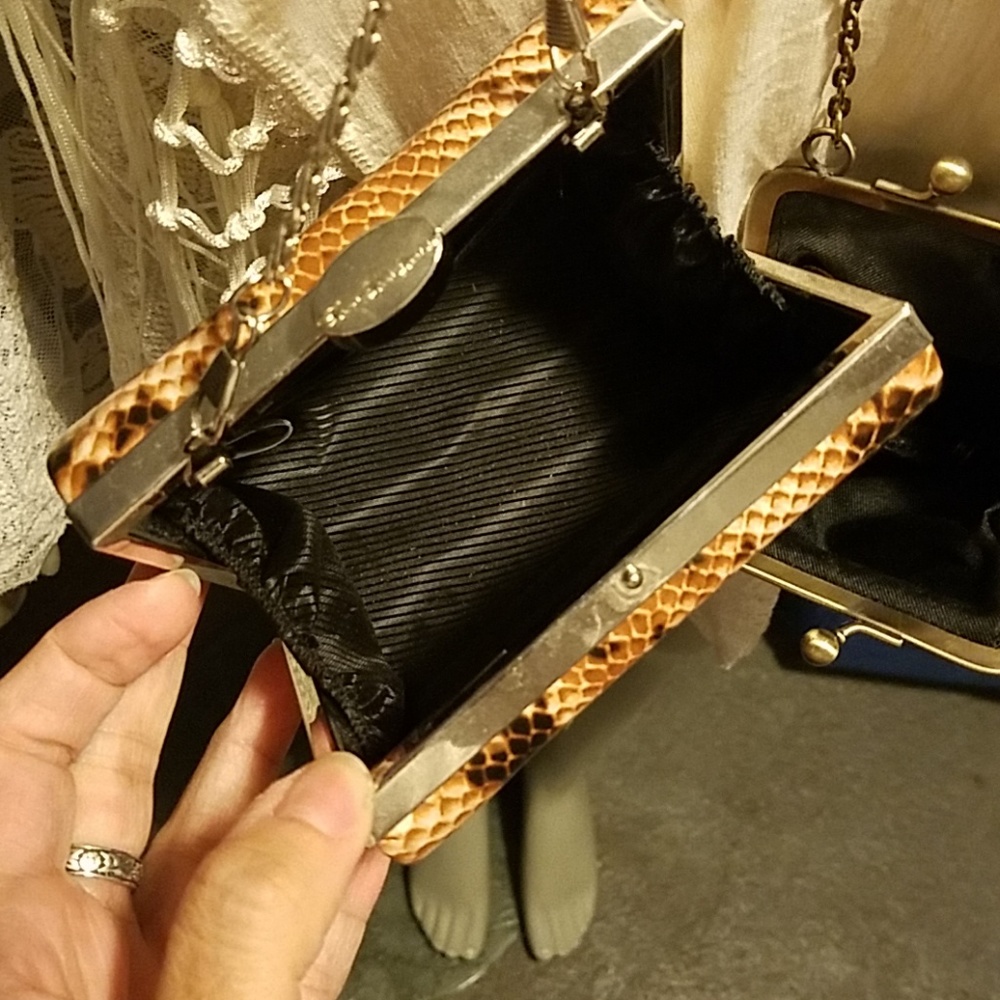 Vintage Mini Bags - Picture 3 of 4